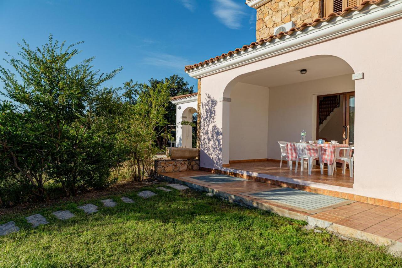 Appartamento Sette Posti Vicino Al Centro Di San Teodoro Сан-Теодоро Екстер'єр фото