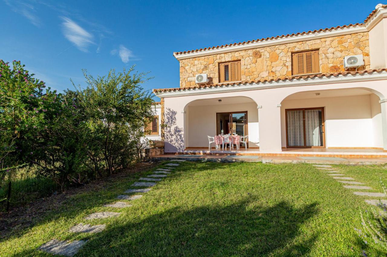 Appartamento Sette Posti Vicino Al Centro Di San Teodoro Сан-Теодоро Екстер'єр фото