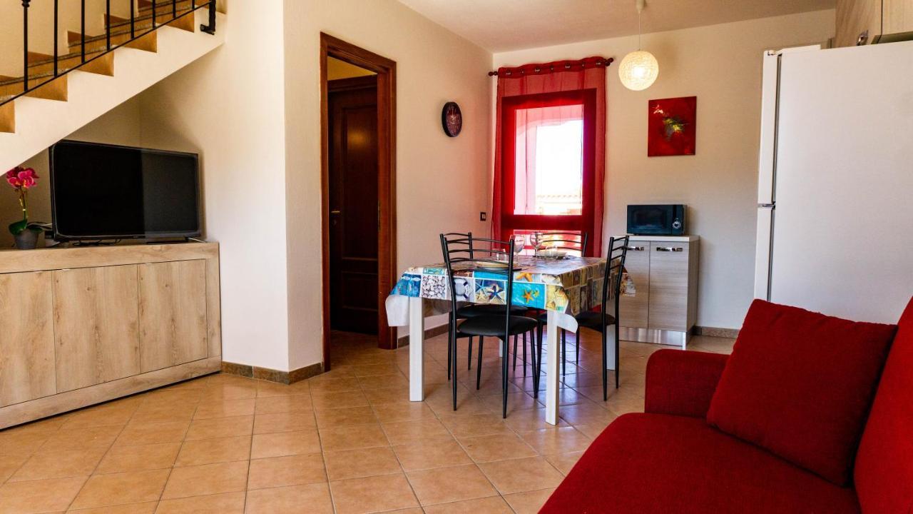 Appartamento Sette Posti Vicino Al Centro Di San Teodoro Сан-Теодоро Екстер'єр фото