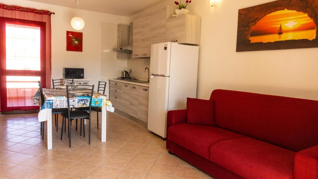 Appartamento Sette Posti Vicino Al Centro Di San Teodoro Сан-Теодоро Екстер'єр фото